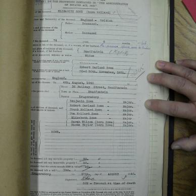 ROWE Elizabeth born MOLLARD - died 4 Aug 1940